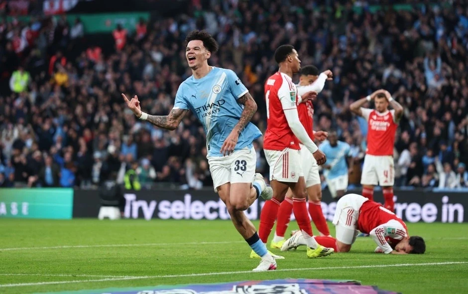 HLV Mikel Arteta bị chỉ trích khi Arsenal thua Man City HLV Mikel Arteta bị chỉ trích khi Arsenal thua Man City