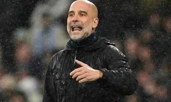 HLV Pep Guardiola tin chắc Burnley sẽ ngáng chân Arsenal