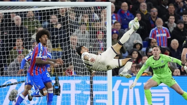 Hòa Crystal Palace, West Ham chính thức đẩy Wolves xuống hạng Hòa Crystal Palace, West Ham chính thức đẩy Wolves xuống hạng