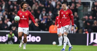 Hơn người cả hiệp, Man Utd vẫn ôm hận trước Newcastle