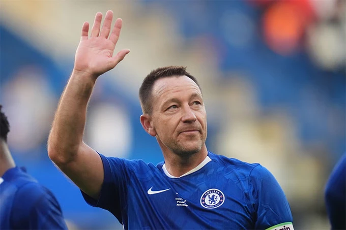 Huyền thoại Chelsea lo đội nhà 'toang' sau khi sa thải Rosenior Huyền thoại Chelsea lo đội nhà 'toang' sau khi sa thải Rosenior
