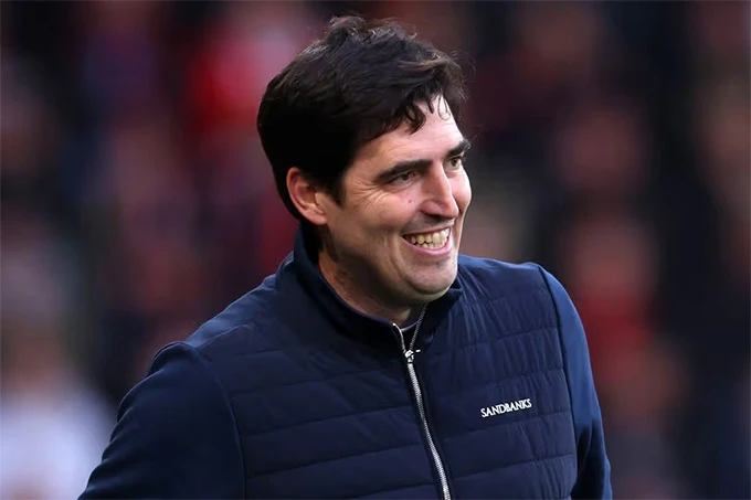 Iraola tới Liverpool: Ai hưởng lợi, ai gặp khó? Iraola tới Liverpool: Ai hưởng lợi, ai gặp khó?