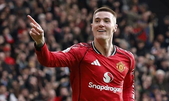 Kết quả Man Utd vs Crystal Palace: Bruno, Sesko đưa 'Quỷ đỏ' lên top 3