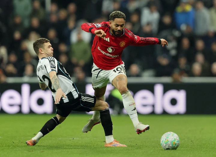 Kết quả Newcastle vs Man Utd: Thẻ đỏ 'ăn vạ', thua cay đắng phút 90 Kết quả Newcastle vs Man Utd: Thẻ đỏ 'ăn vạ', thua cay đắng phút 90