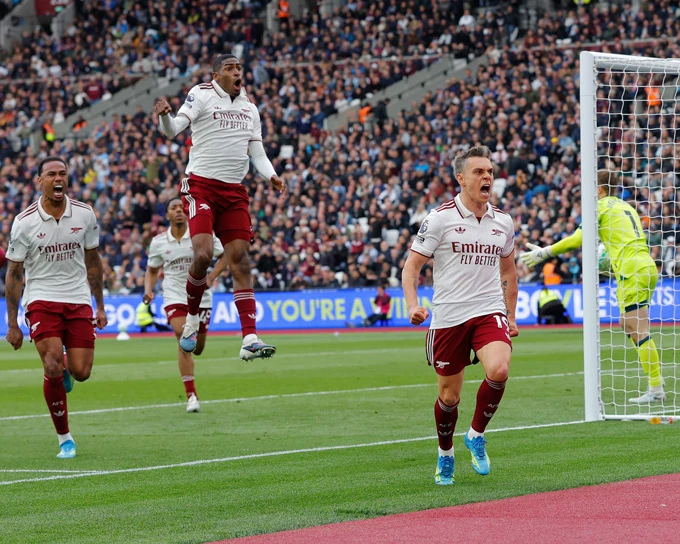 Kết quả West Ham 0-1 Arsenal: Pháo thủ tiến sát chức vô địch Ngoại hạng Anh Kết quả West Ham 0-1 Arsenal: Pháo thủ tiến sát chức vô địch Ngoại hạng Anh