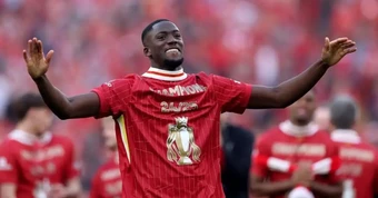 Konate gia hạn Liverpool: Quyết định thấu tình, đạt lý và khôn ngoan