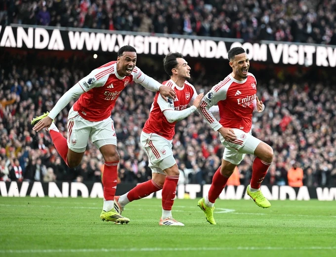 Kỷ nguyên thống trị của Arsenal tới rồi!