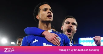 Leicester City chia tay 16 cầu thủ sau khi rớt xuống hạng 3