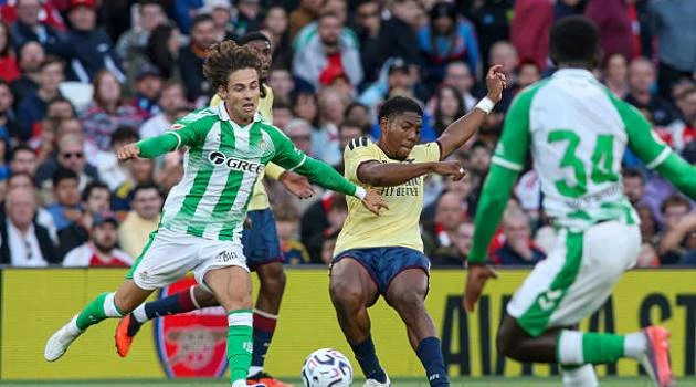Lewis-Skelly lạc quan dù Arsenal ngã ngựa trước Betis Lewis-Skelly lạc quan dù Arsenal ngã ngựa trước Betis
