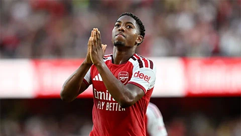 Lewis-Skelly ‘xin lỗi’ fan Arsenal sau khi ghi bàn, nghi vấn MU càng thêm nóng Lewis-Skelly ‘xin lỗi’ fan Arsenal sau khi ghi bàn, nghi vấn MU càng thêm nóng