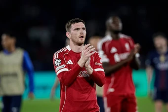 Liệu có cú "quay xe" nào cho Robertson ở Liverpool?