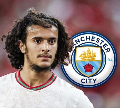 Lille sợ mất hiện tượng 18 tuổi vào tay Man City Lille sợ mất hiện tượng 18 tuổi vào tay Man City