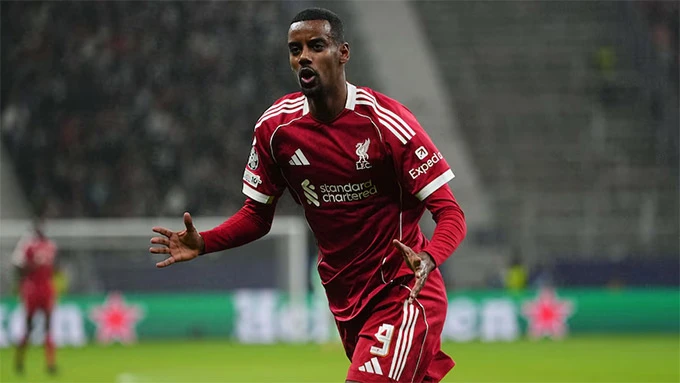 Liverpool đón 'viện binh kép' trước đại chiến Man City
