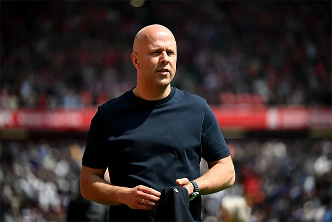 Liverpool, giữ lại Arne Slot mới là thượng sách! Liverpool, giữ lại Arne Slot mới là thượng sách!