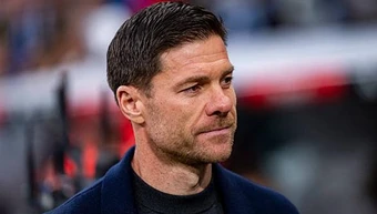 Liverpool hụt hẫng vì tin Xabi Alonso đồng ý đến Chelsea