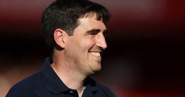 Liverpool sẽ ra sao nếu canh bạc Iraola của Richard Hughes đổ vỡ? Liverpool sẽ ra sao nếu canh bạc Iraola của Richard Hughes đổ vỡ?