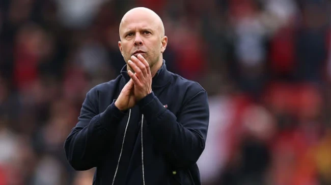 Liverpool từ đỉnh cao đến sự thất vọng dưới thời Arne Slot Liverpool từ đỉnh cao đến sự thất vọng dưới thời Arne Slot