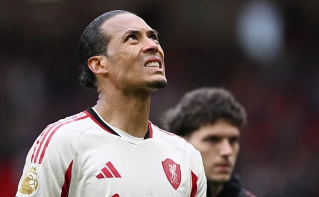 Liverpool từ đỉnh cao đến sự thất vọng dưới thời Arne Slot Liverpool từ đỉnh cao đến sự thất vọng dưới thời Arne Slot