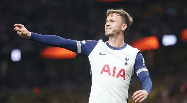 Maddison sẵn sàng tái xuất cứu Tottenham khỏi nhóm cầm đèn đỏ Maddison sẵn sàng tái xuất cứu Tottenham khỏi nhóm cầm đèn đỏ