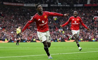 Mainoo rực sáng, Man Utd hạ Liverpool trong trận cầu 5 bàn