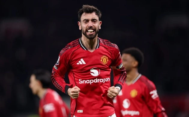 Mainoo tiết lộ hai cái tên muốn in áo Man Utd Mainoo tiết lộ hai cái tên muốn in áo Man Utd