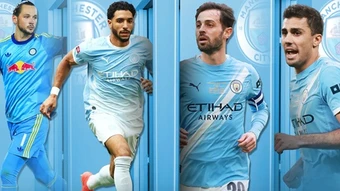 Man City bán nguyên đội hình gần nửa tỷ bảng
