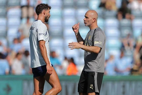 Man City có liều lĩnh với màn 'thay máu' vội vã? Man City có liều lĩnh với màn 'thay máu' vội vã?