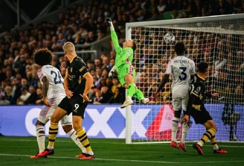 Man City của Maresca đang thành hình: Trực diện hơn, dữ dằn hơn, nhưng… Man City của Maresca đang thành hình: Trực diện hơn, dữ dằn hơn, nhưng…
