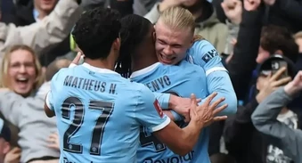 Man City tung đội hình mạnh nhất quyết đấu Chelsea