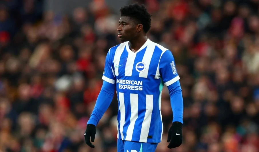Man Utd có thể gạch tên Carlos Baleba vì chấn thương mới Man Utd có thể gạch tên Carlos Baleba vì chấn thương mới