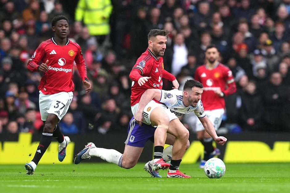 Man Utd hạ gục Aston Villa, xây chắc vị trí dự Champions League Man Utd hạ gục Aston Villa, xây chắc vị trí dự Champions League
