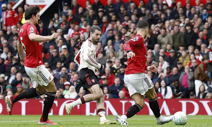 Man Utd thắng Liverpool 3-2, chắc suất trở lại Champions League Man Utd thắng Liverpool 3-2, chắc suất trở lại Champions League