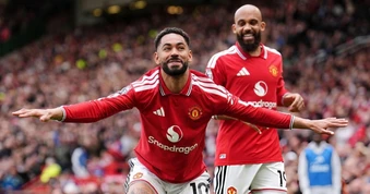 Man Utd thắng nghẹt thở Nottingham Forest, chốt vị trí trong top 3