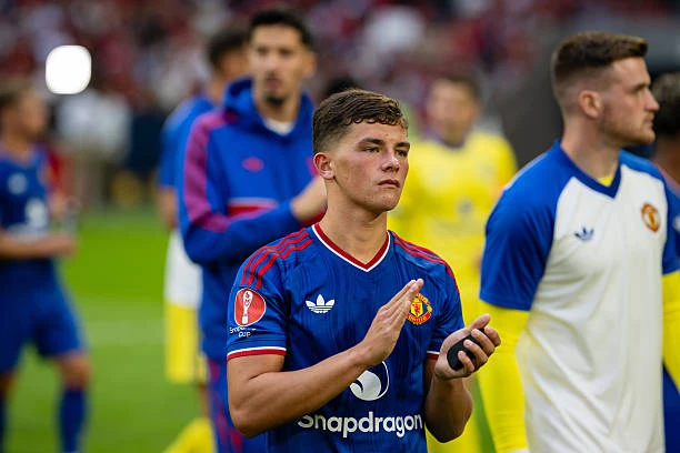 Man Utd và bài toán khó mang tên Shea Lacey Man Utd và bài toán khó mang tên Shea Lacey