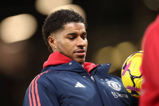 Man Utd vẫn đang trả giá vì những sai lầm cũ Man Utd vẫn đang trả giá vì những sai lầm cũ