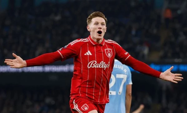 Manchester United cần những ai để làm mới khu trung tuyến? Manchester United cần những ai để làm mới khu trung tuyến?