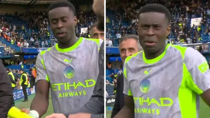 Marc Guehi nhường giải Cầu thủ xuất sắc nhất trận Chelsea 0-3 Man City Marc Guehi nhường giải Cầu thủ xuất sắc nhất trận Chelsea 0-3 Man City