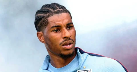 Marcus Rashford rơi vào tình cảnh khó xử khi trở lại MU Marcus Rashford rơi vào tình cảnh khó xử khi trở lại MU