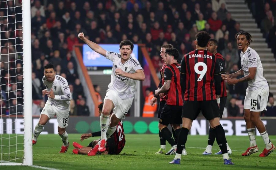 Michael Carrick lột xác MU nhờ nghệ thuật ở hai vòng cấm Michael Carrick lột xác MU nhờ nghệ thuật ở hai vòng cấm