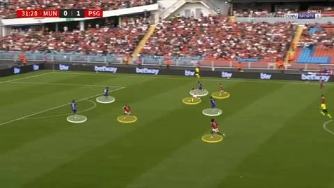 Michael Carrick: Tìm về bản sắc MU, hay lại thêm một canh bạc? Michael Carrick: Tìm về bản sắc MU, hay lại thêm một canh bạc?