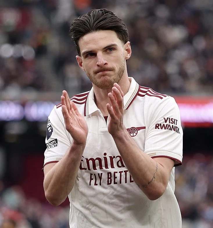 Mikel Arterta nên bỏ suy nghĩ cho Rice đá hậu vệ cánh Mikel Arterta nên bỏ suy nghĩ cho Rice đá hậu vệ cánh