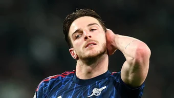 Mikel Arterta nên bỏ suy nghĩ cho Rice đá hậu vệ cánh