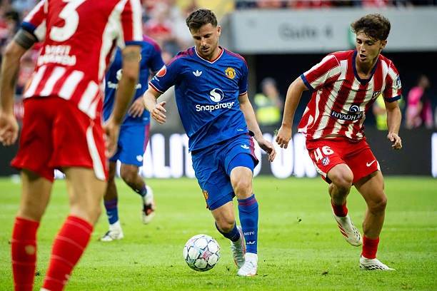 Mount có phải là mảnh ghép còn thiếu của tuyến giữa Man Utd? Mount có phải là mảnh ghép còn thiếu của tuyến giữa Man Utd?