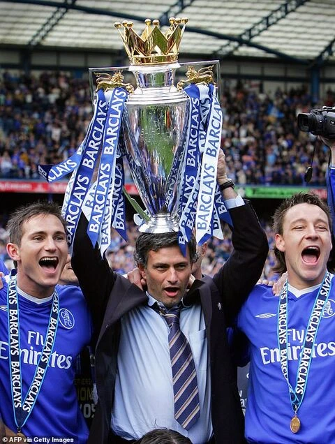 Mourinho tiết lộ lý do mâu thuẫn với Roman Abramovich Mourinho tiết lộ lý do mâu thuẫn với Roman Abramovich