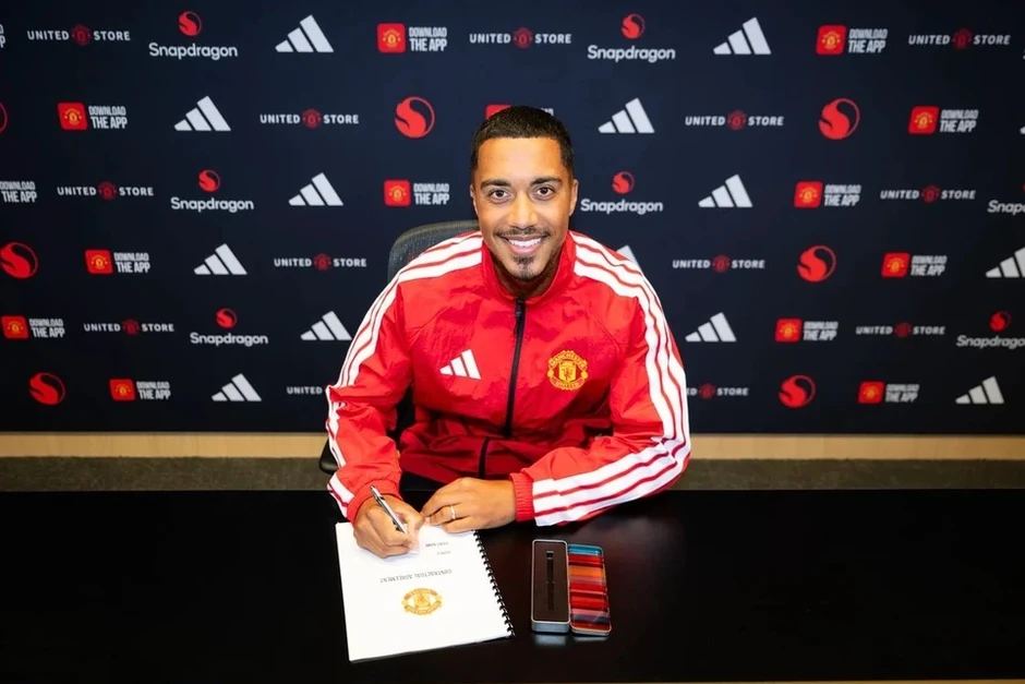 MU chốt số áo của Darlow, Tielemans MU chốt số áo của Darlow, Tielemans