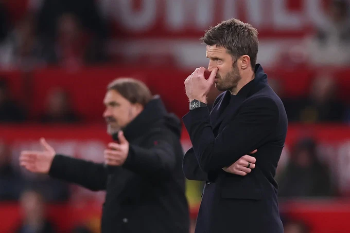 MU còn đúng một trung vệ trước đại chiến Chelsea