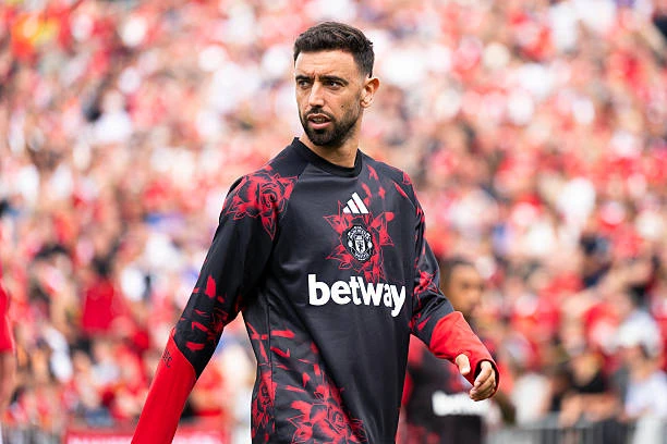 MU dừng kế hoạch chiêu mộ người dự phòng cho Bruno Fernandes MU dừng kế hoạch chiêu mộ người dự phòng cho Bruno Fernandes