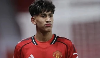 MU gấp rút "trói chân" JJ Gabriel trước sự chèo kéo của Chelsea