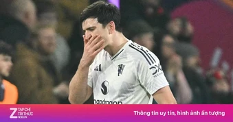 MU rơi chiến thắng trong ngày Maguire nhận thẻ đỏ
