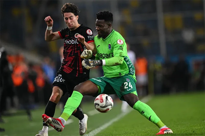 MU thông báo Onana không còn tương lai ở Old Trafford MU thông báo Onana không còn tương lai ở Old Trafford